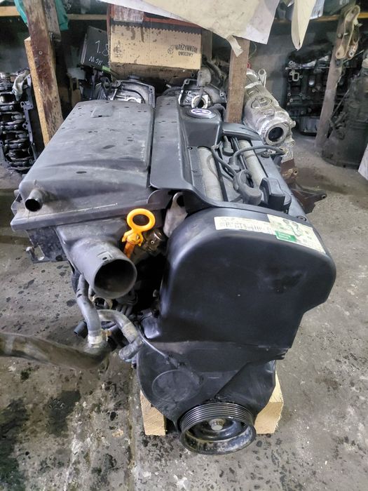 Мотор двигатель Volkswagen Polo Caddy Ibiza Skoda Fabia 1.4MPI 16V AUA