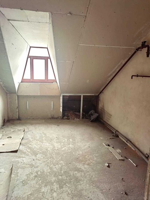 Продаж 2-х кімнатної Квартири на Воздвиженській 14.