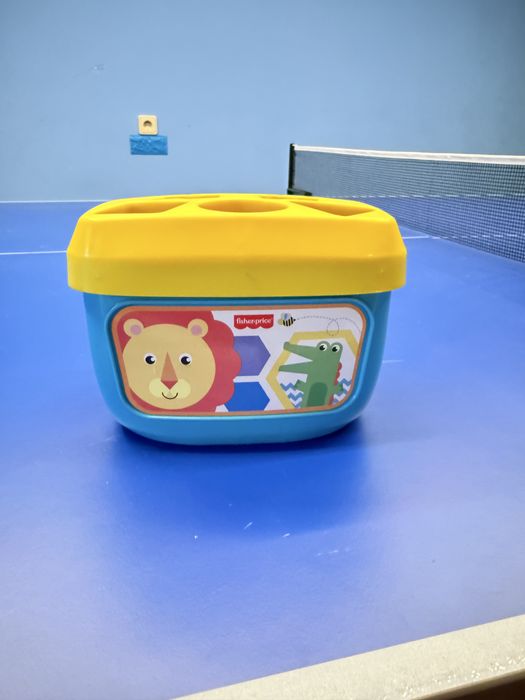 Відеречко з кольоровими кубиками Fisher price