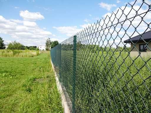 Сітка рабиця метал+ПВХ та оцинкована від виробника для огорожі