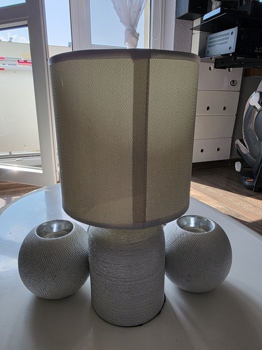 Stylowy komplet: Srebrna lampa stołowa + 2 świeczniki kule (Zestaw)