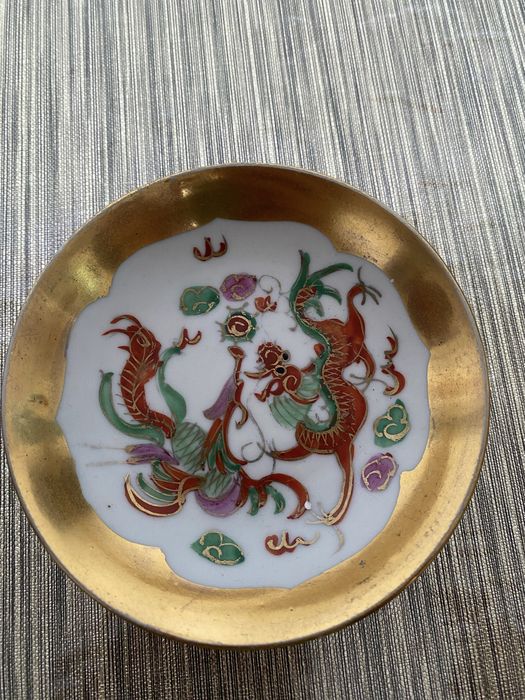 Taça de porcelana chines antigo