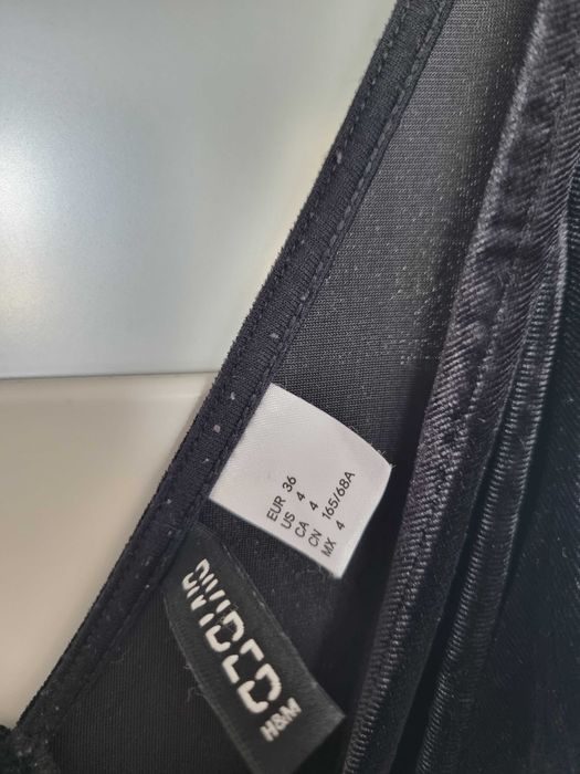 Kombinezon welurowy długi czarny na ramiączkach H&M