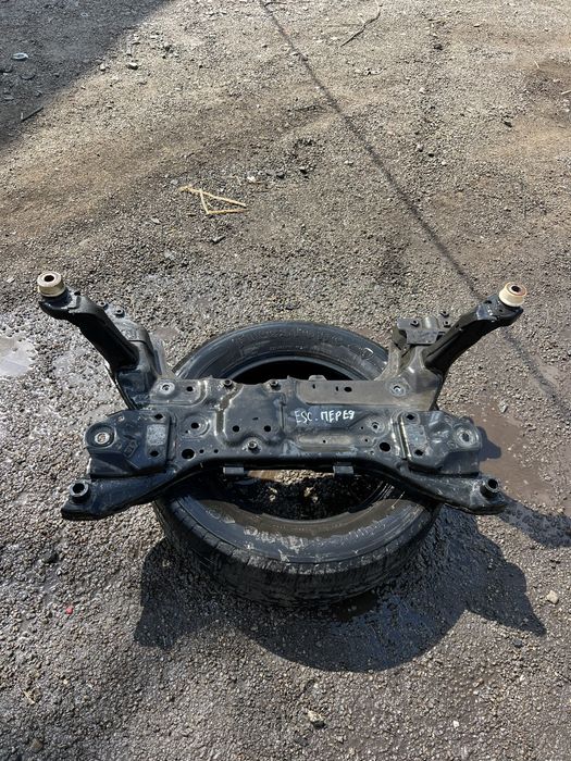 Подрамник Ford ecape mk4 передний подрамник форд эскейп мк4