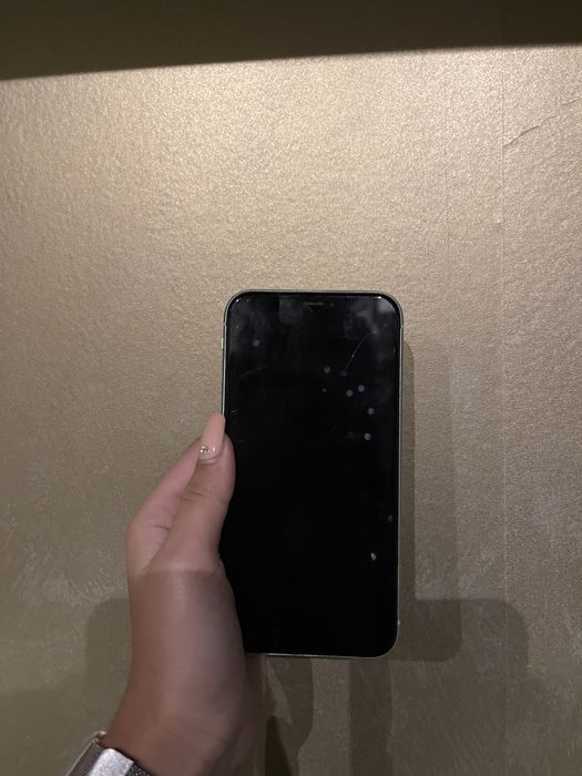 Iphone XR Branco com 64 GB