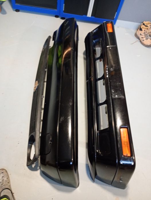 Sprzedam ciemne lampy golf2 i inne czesci