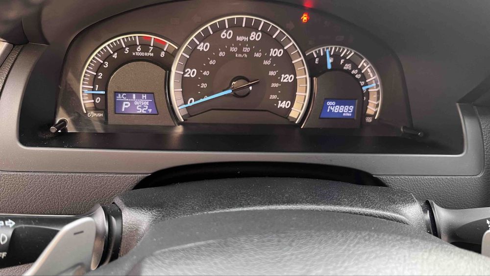 TOYOTA Camry 2.5 2014р. Газ-Бензин.