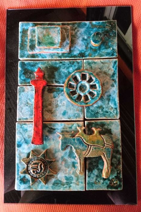 Quadros cerâmicos com o motivo de Cacilhas  e Almada