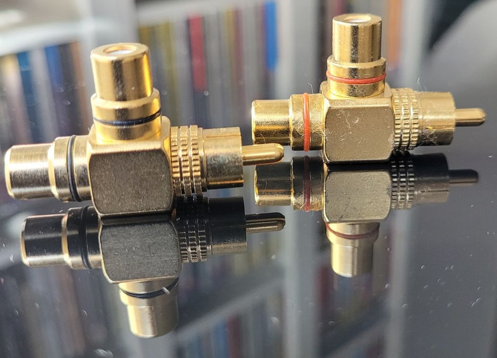 Conversores RCA macho para 2 RCA fêmeas - preço inclui portes CTT.