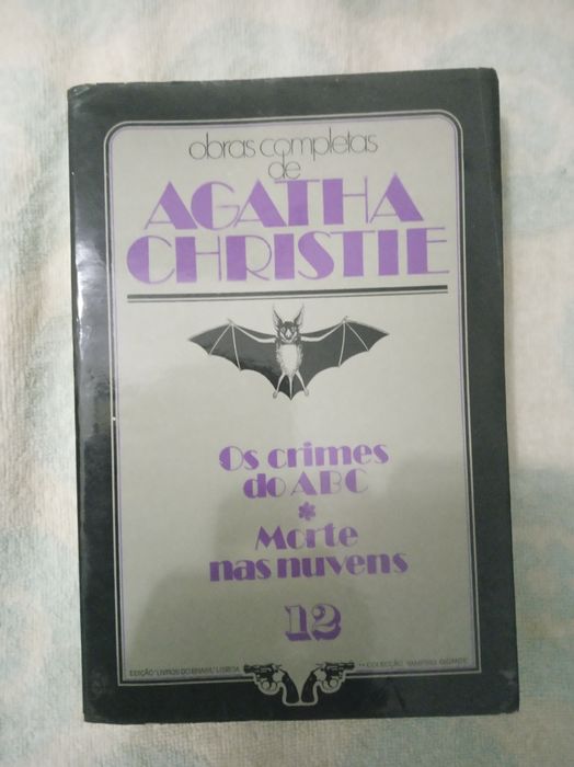 Harry Potter and Agatha Christie – 2 Books64739307433347121
