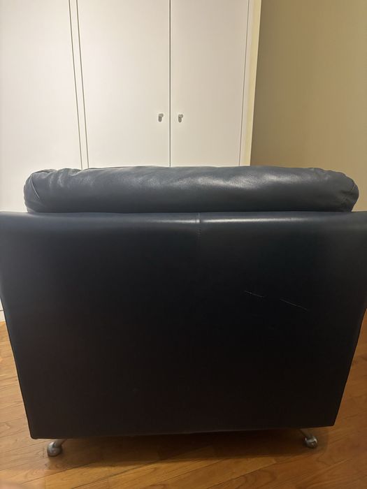 sofá em pele sintética de 1 lugar