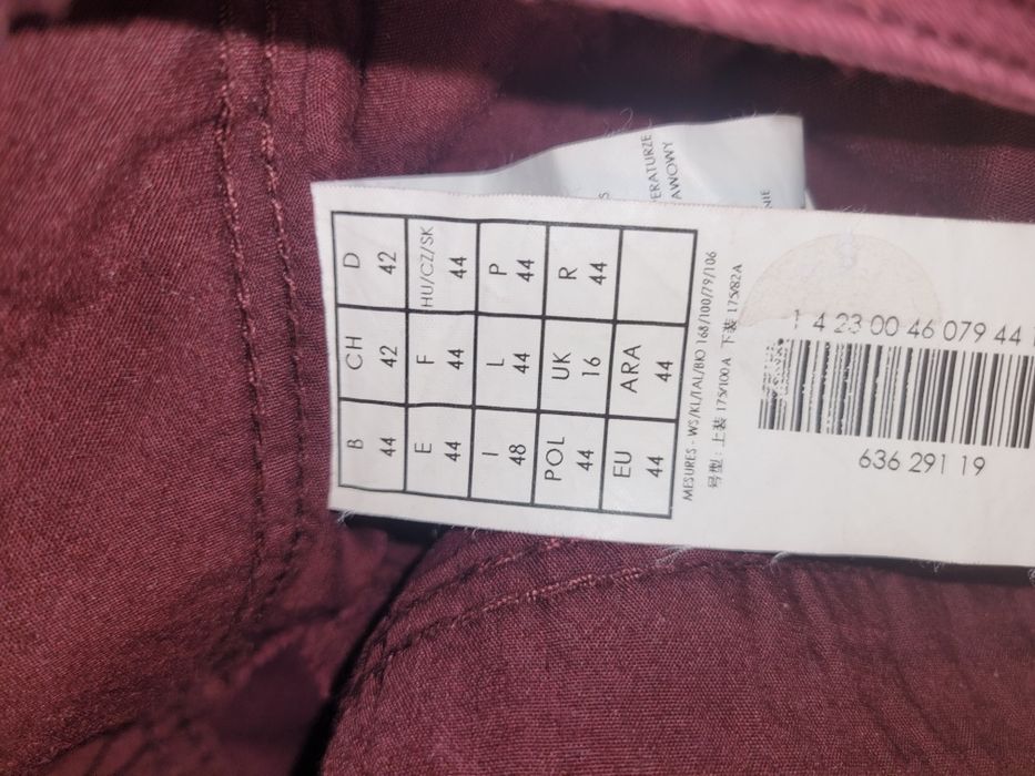 Damskie spodnie promod bordowe 44 proste nogawki