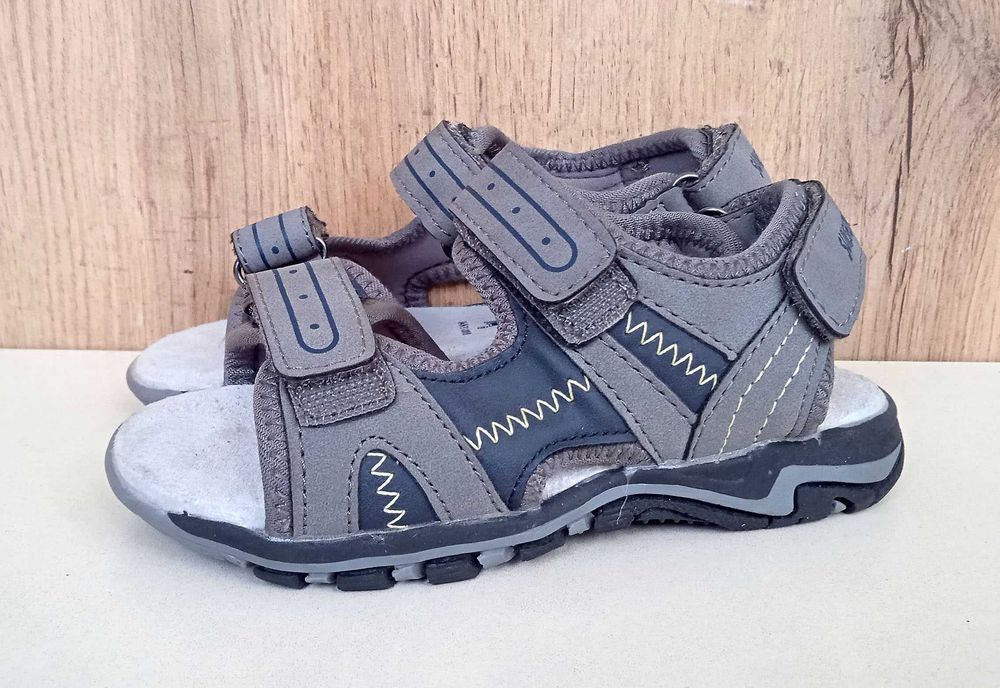 Нові німецькі дитячі босоніжки на липучках, сірі сандалі, літо, р. 26