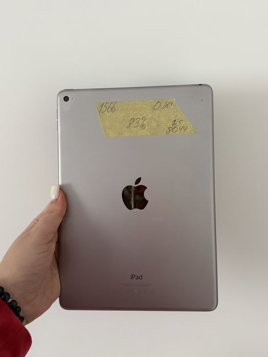 Планшет IPad Air 2 16 gb гб хороший стан
