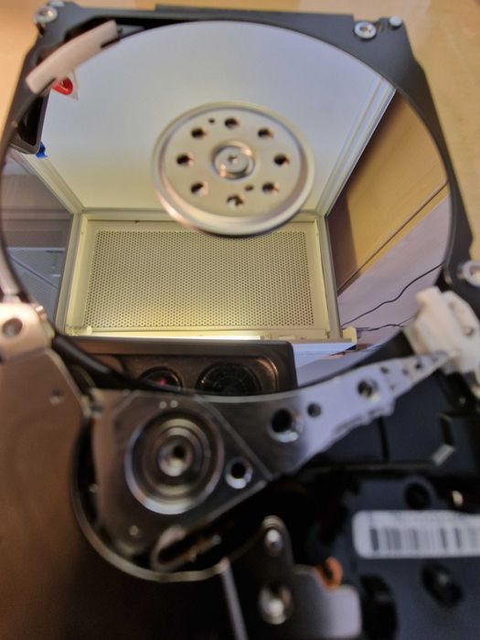 Odzyskiwanie danych z dysków HDD SSD Serwerów pendrive Warszawa