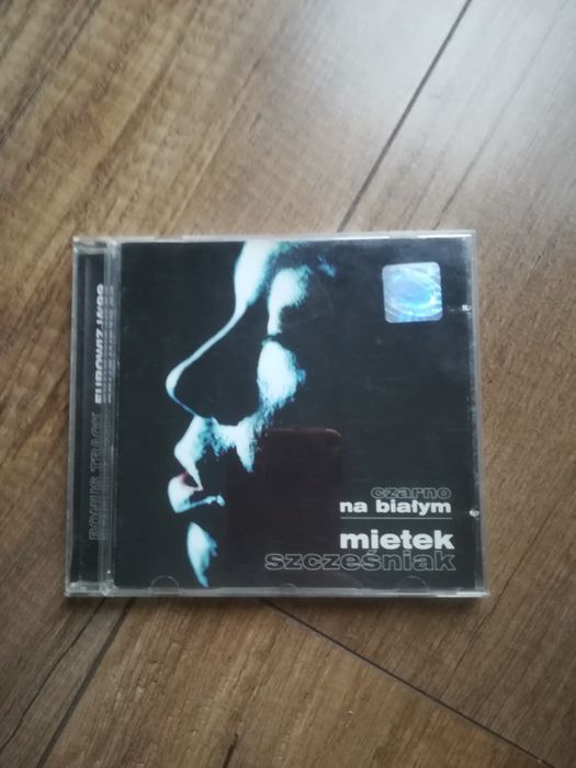 Mietek Szcześniak Czarno na białym