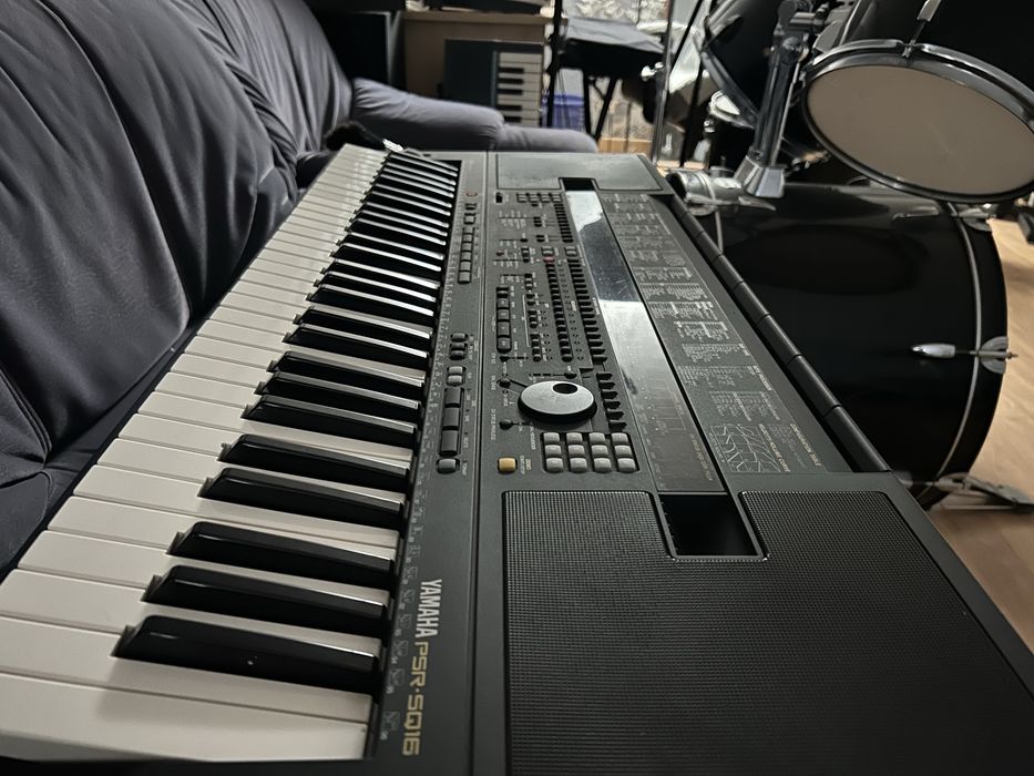 Teclado Yamaha PSR-SQ16