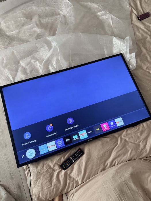 Телевізор Samsung Smart TV 43”