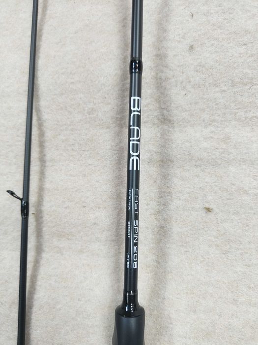 Wędka spinningowa Blade 208cm + Kołowrotek Black Fight 2000 + plecionka