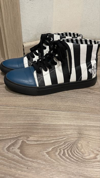 Шикарні різнокольорові кеди