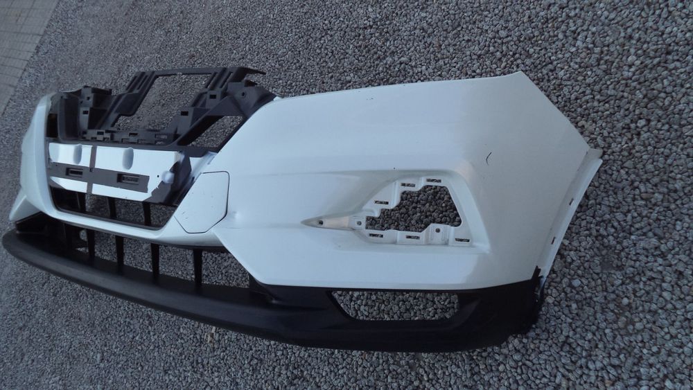 Parachoques Nissan Qashqai ano 2019 (original)