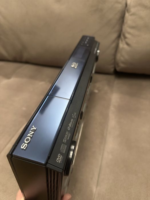 Odtwarzacz blu-ray Sony BDP-S550