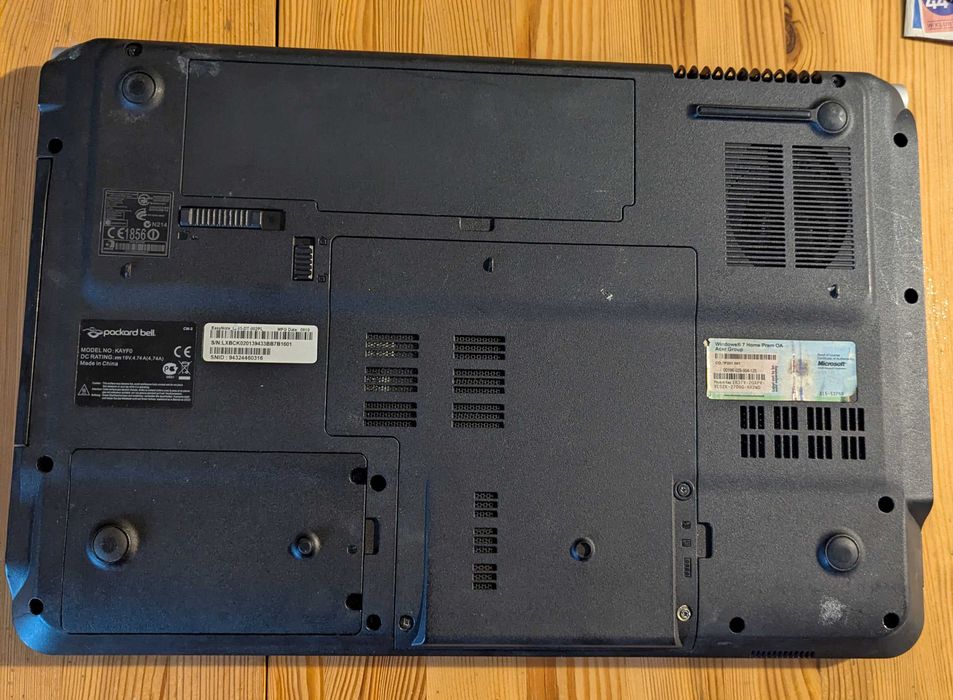 Duży ekran, solidna budowa. Packard Bell LJ 65 Easy Note