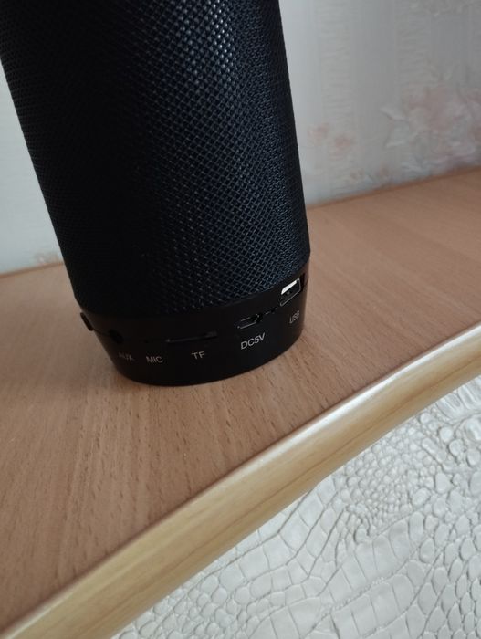 Портативная колонка