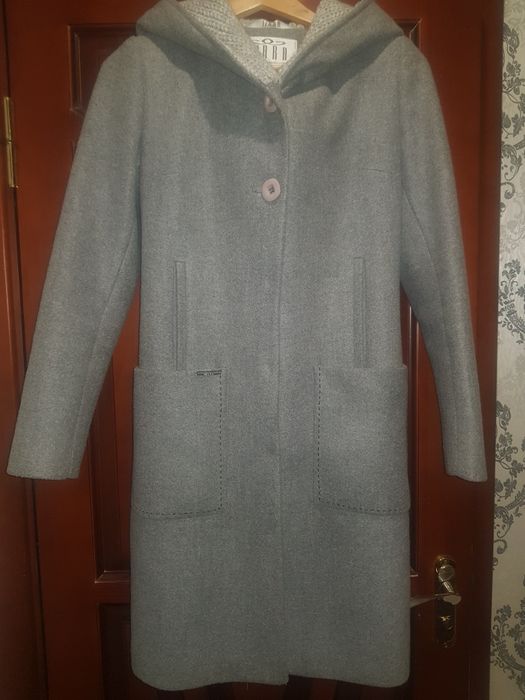 Пальто жіноче демісезон