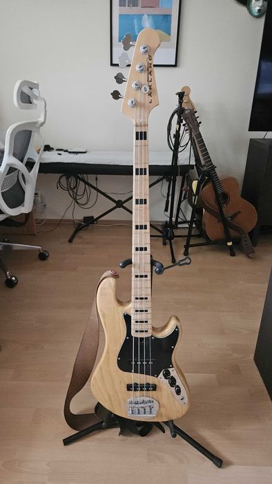 Lakland Skyline Darryl Jones 4 MN NT