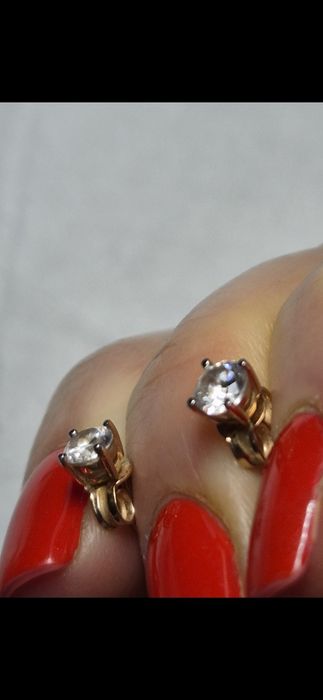 ЗОЛОТІ СЕРЕЖКИ 585 проба  0,93вага