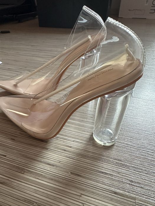 Nowe pernanmentne czolenka rozmiar 37