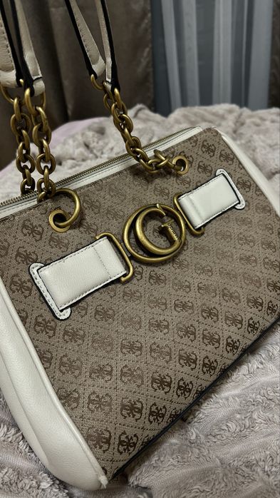Сумка жіноча Guess