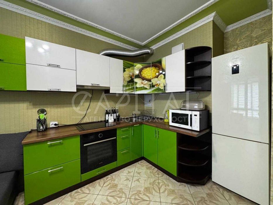 Apartment in Kyiv - View 2