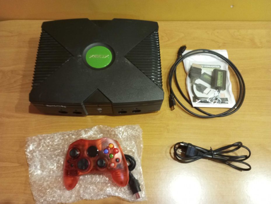 Xbox Classic 500 GB + czerwony kontroler