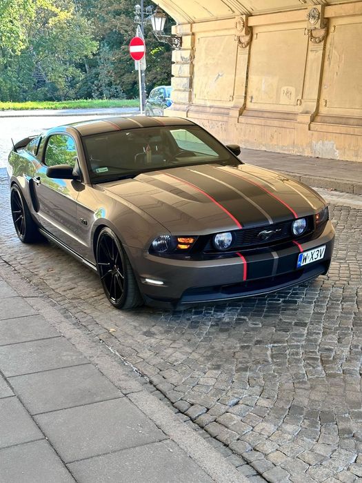 Ford Mustang Mustang 5.0  V8 manual stan perfekcyjny
