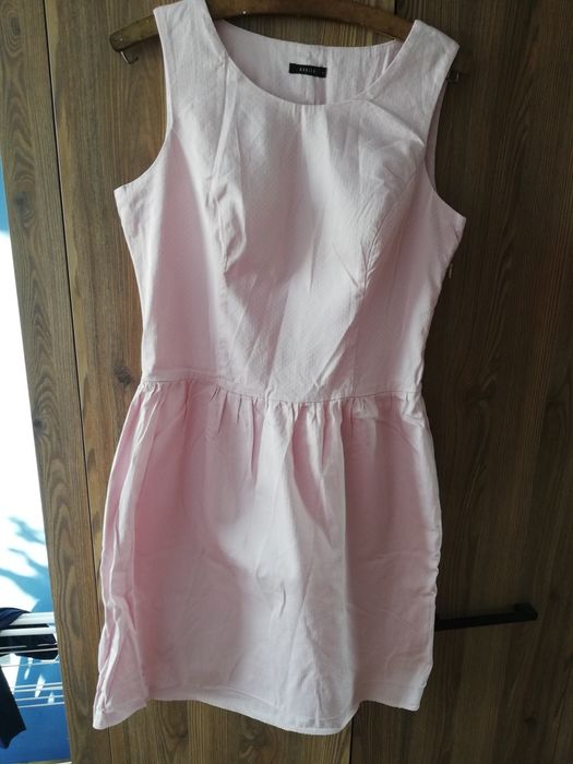 Sukienka rozm 40. Mohito