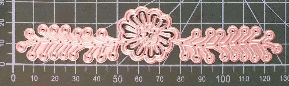 2303. Wykrojnik scrapbooking