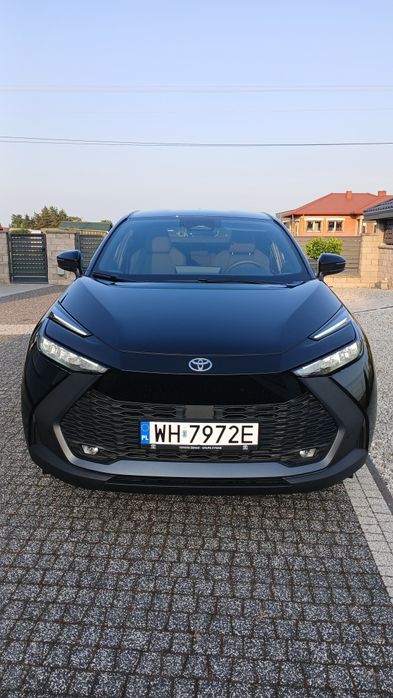 TOYOTA C-HR SUV STYLE  sprzedam leasing