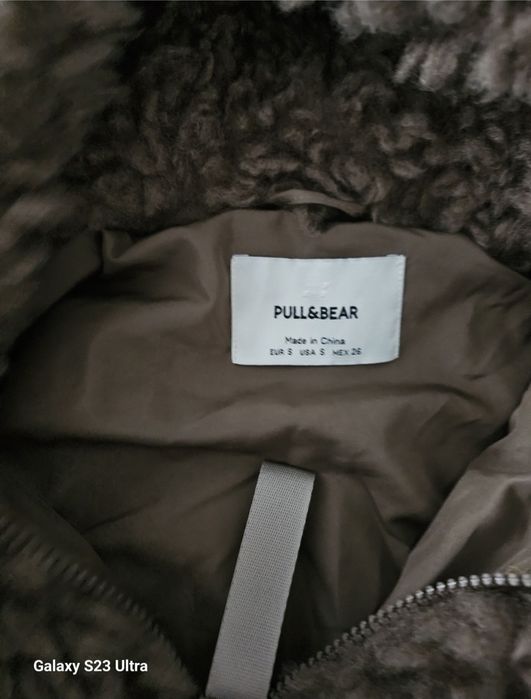 Pull&Bear kurtka futerkowa leciutka S