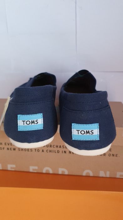 Espadryle męskie nowe Toms Classics rozmiar 42