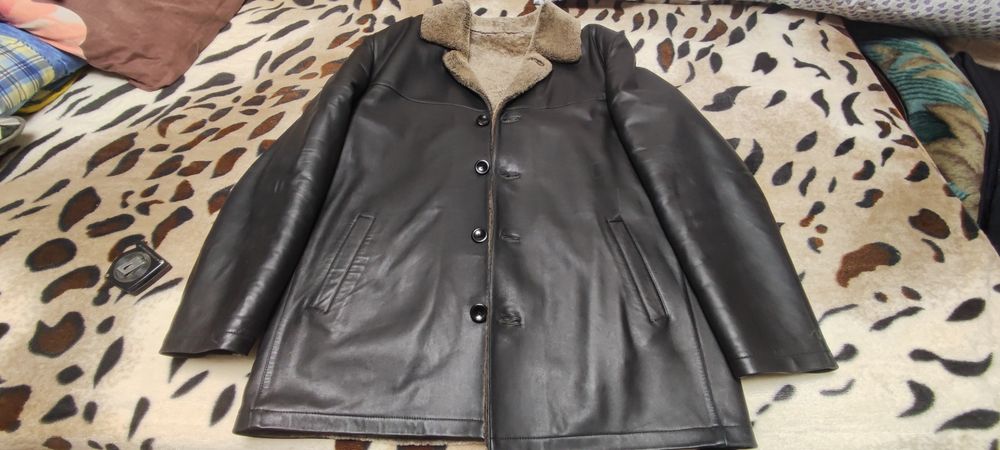 Куртка кожаная, дублёнка р.XL (-52)