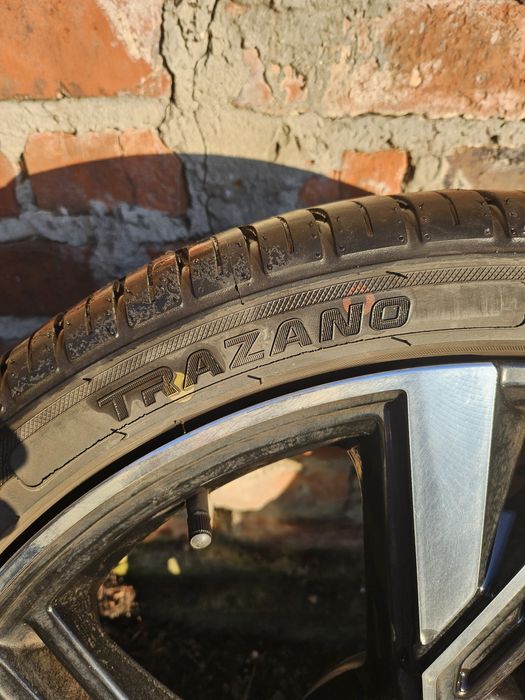 Opony letnie 255/35/19