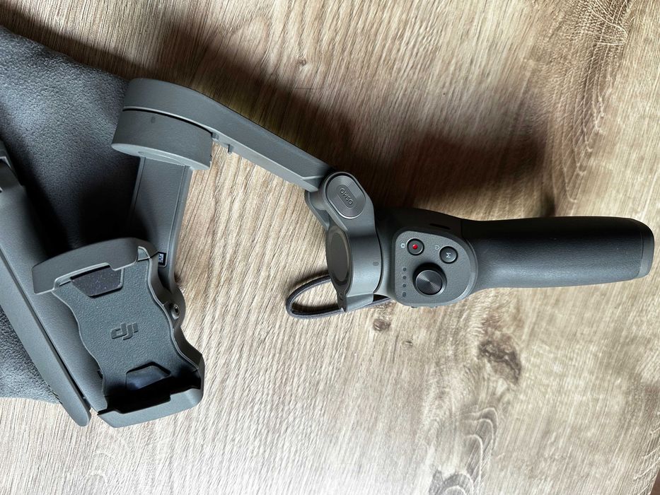 DJI Osmo Mobile 3 – stabilizator/gimbal do smartfona – stan bardzo dobry