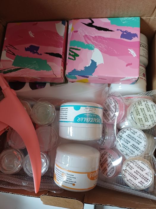 Zestaw do paznokci hybrydy lampa led lakiery mix box