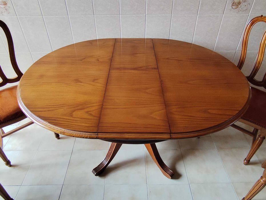 Mesa de cozinha ou de sala...