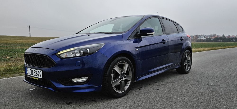 Ford Focus wersja ST line niski przebieg 1.0 benzyna okazja !!!