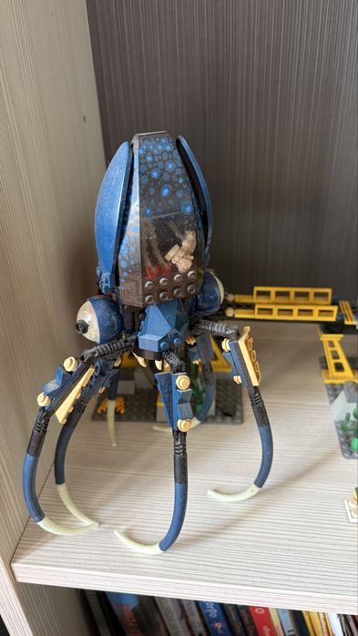 LEGO Aqua Raiders 7775 – Aquabase Invasion