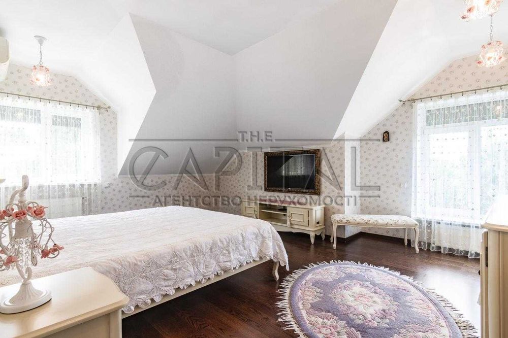 Продаж 2 будинків / басейн / с.Мархалівка, Гатне , Чабани / Терміново