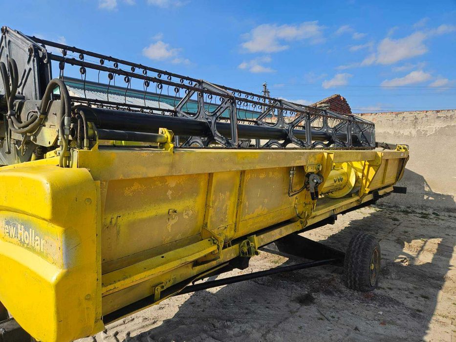 Комбайн зернозбиральний New Holland-CX8090